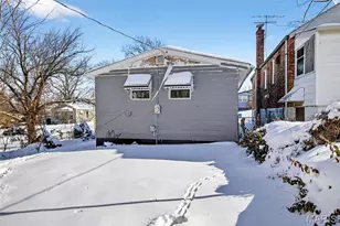 4211 Ravenwood Ave, Saint Louis, MO 63121 - Photo 6