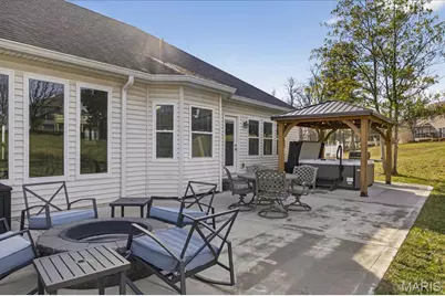 1407 Tucks Inn Court, Lake Saint Louis, MO 63367 - Photo 6