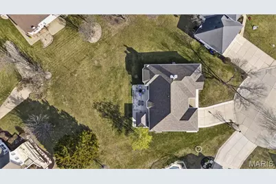 1407 Tucks Inn Court, Lake Saint Louis, MO 63367 - Photo 2