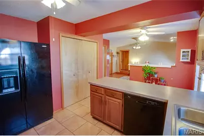 3933 Arbre Lane, Florissant, MO 63034 - Photo 14