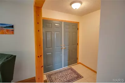 3933 Arbre Lane, Florissant, MO 63034 - Photo 6