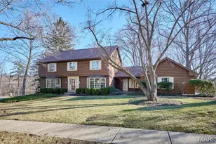 1652 Featherstone Dr, Town and Country, MO 63131 - Photo 1