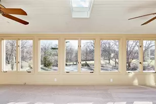 1652 Featherstone Dr, Town and Country, MO 63131 - Photo 12