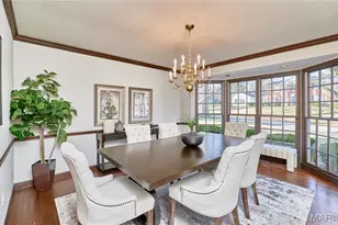 1652 Featherstone Dr, Town and Country, MO 63131 - Photo 6