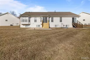 29 Salsibury Ct, Lake Saint Louis, MO 63367 - Photo 28