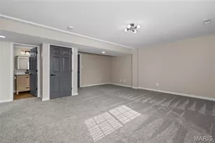 29 Salsibury Ct, Lake Saint Louis, MO 63367 - Photo 22