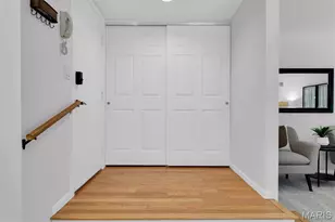 13150 Royal Pines Dr, Maryland Heights, MO 63146 - Photo 12