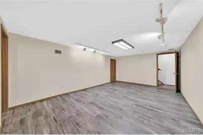 4 Walnut Creek Court, Saint Charles, MO 63304 - Photo 34