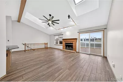 4 Walnut Creek Court, Saint Charles, MO 63304 - Photo 4