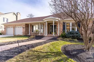 309 Greenbriar Estates Dr, Des Peres, MO 63122 - Photo 2