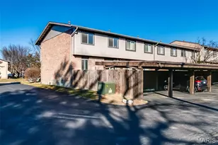 3194 Carefree Ln, Florissant, MO 63033 - Photo 2