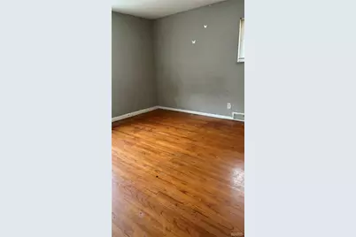 7009 Laupher Lane, Saint Louis, MO 63042 - Photo 2