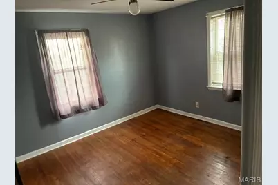 10194 Cloverdale Drive, Saint Louis, MO 63136 - Photo 6