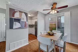 1507 Swallow Dr, Brentwood, MO 63144 - Photo 10