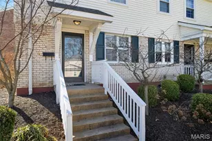 1507 Swallow Dr, Brentwood, MO 63144 - Photo 2