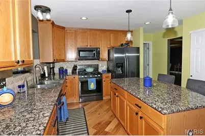 1365 Presidents Landing Drive, O'Fallon, MO 63366 - Photo 10