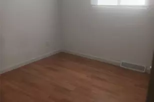 1157 Scott, Saint Louis, MO 63138 - Photo 8