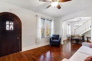 3892 Kingsland Ct, Saint Louis, MO 63116 - Photo 12