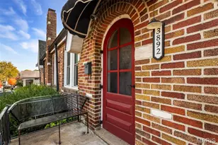 3892 Kingsland Ct, Saint Louis, MO 63116 - Photo 6