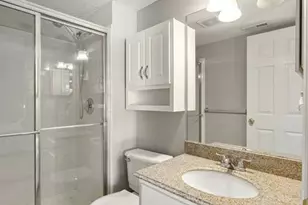 3425 Country Stone Manor Dr, Valley Park, MO 63088 - Photo 10