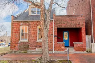 2402 S 10th St, Saint Louis, MO 63104 - Photo 2