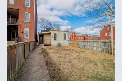 2402 S 10th Street, Saint Louis, MO 63104 - Photo 18