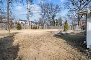 9135 Pine Ave, Brentwood, MO 63144 - Photo 22