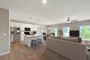 2304 Pellin's Ct, Washington, MO 63090 - Photo 2