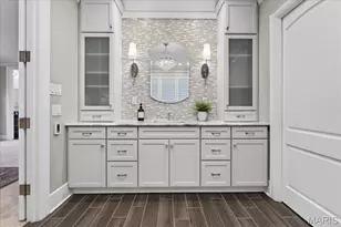 208 Lancaster Dr, Saint Louis, MO 63105 - Photo 34