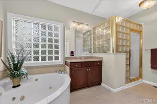 15920 Picardy Crest Ct, Chesterfield, MO 63017 - Photo 24