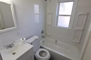 7401 Haywood Dr, Hanley Hills, MO 63133 - Photo 16