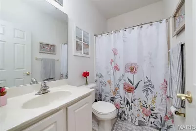 2091 Hawks Landing Drive, Lake Saint Louis, MO 63367 - Photo 32