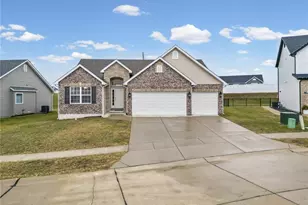 1868 Sunset Rdg, Festus, MO 63028 - Photo 1