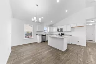 1015 Samwise St, Wright City, MO 63390 - Photo 6