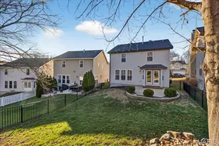 7192 Tournament Dr, Oakville, MO 63129 - Photo 22
