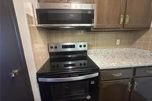 702 Materdie Ln, Florissant, MO 63031 - Photo 12