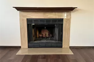 702 Materdie Ln, Florissant, MO 63031 - Photo 8