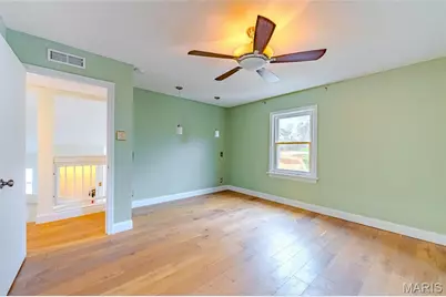 452 Iris Lane, Kirkwood, MO 63122 - Photo 12