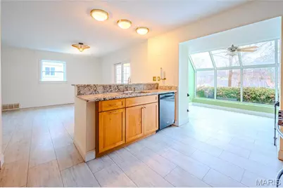 452 Iris Lane, Kirkwood, MO 63122 - Photo 24