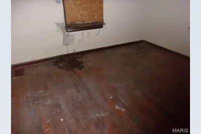 9920 Diamond Drive, Saint Louis, MO 63137 - Photo 8