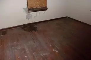 9920 Diamond Dr, Saint Louis, MO 63137 - Photo 8