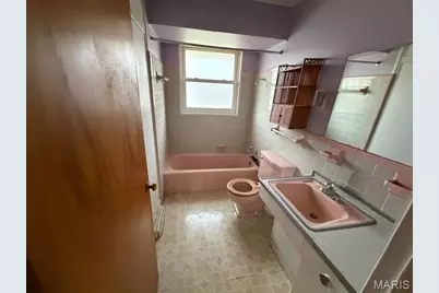 9468 Halls Ferry Road, Saint Louis, MO 63136 - Photo 2