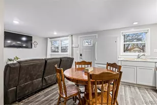 399 N 4th St, Saint Genevieve, MO 63670 - Photo 8