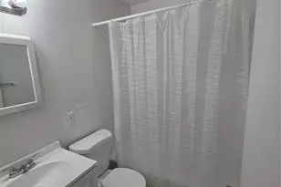 1222 Hoyt Dr, Bellefontaine Neighbors, MO 63137 - Photo 20