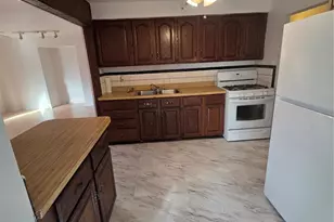 1222 Hoyt Dr, Bellefontaine Neighbors, MO 63137 - Photo 10