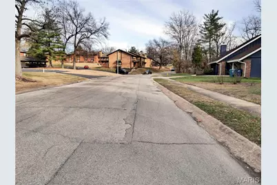 3652 Knollstone Drive, Saint Louis, MO 63135 - Photo 44