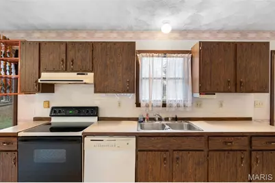 709 Ron Avenue, Washington, MO 63090 - Photo 8