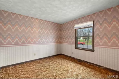 709 Ron Avenue, Washington, MO 63090 - Photo 16