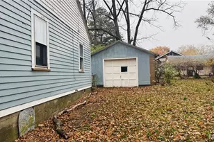 2645 Carson Rd, Saint Louis, MO 63114 - Photo 14