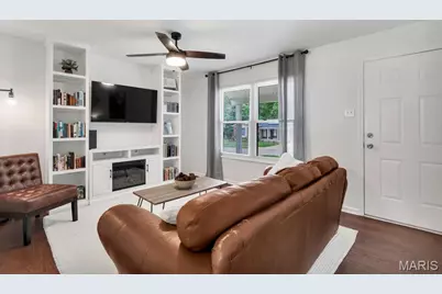 662 Green Forest Drive, Fenton, MO 63026 - Photo 4